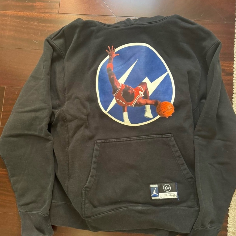 Black Graphic Crewneck Sweatshirt